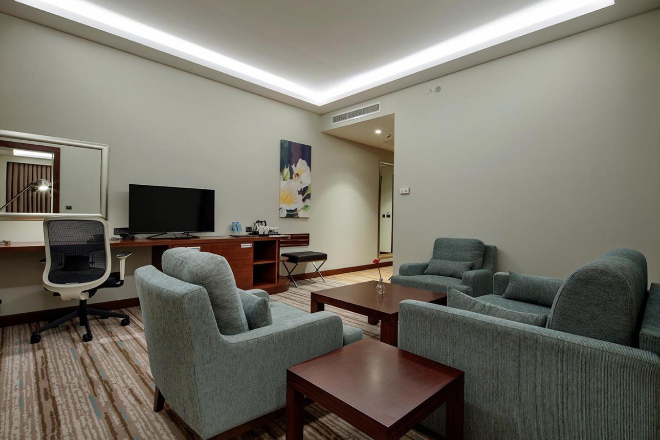 Hilton Garden Inn Чорлу Екстер'єр фото