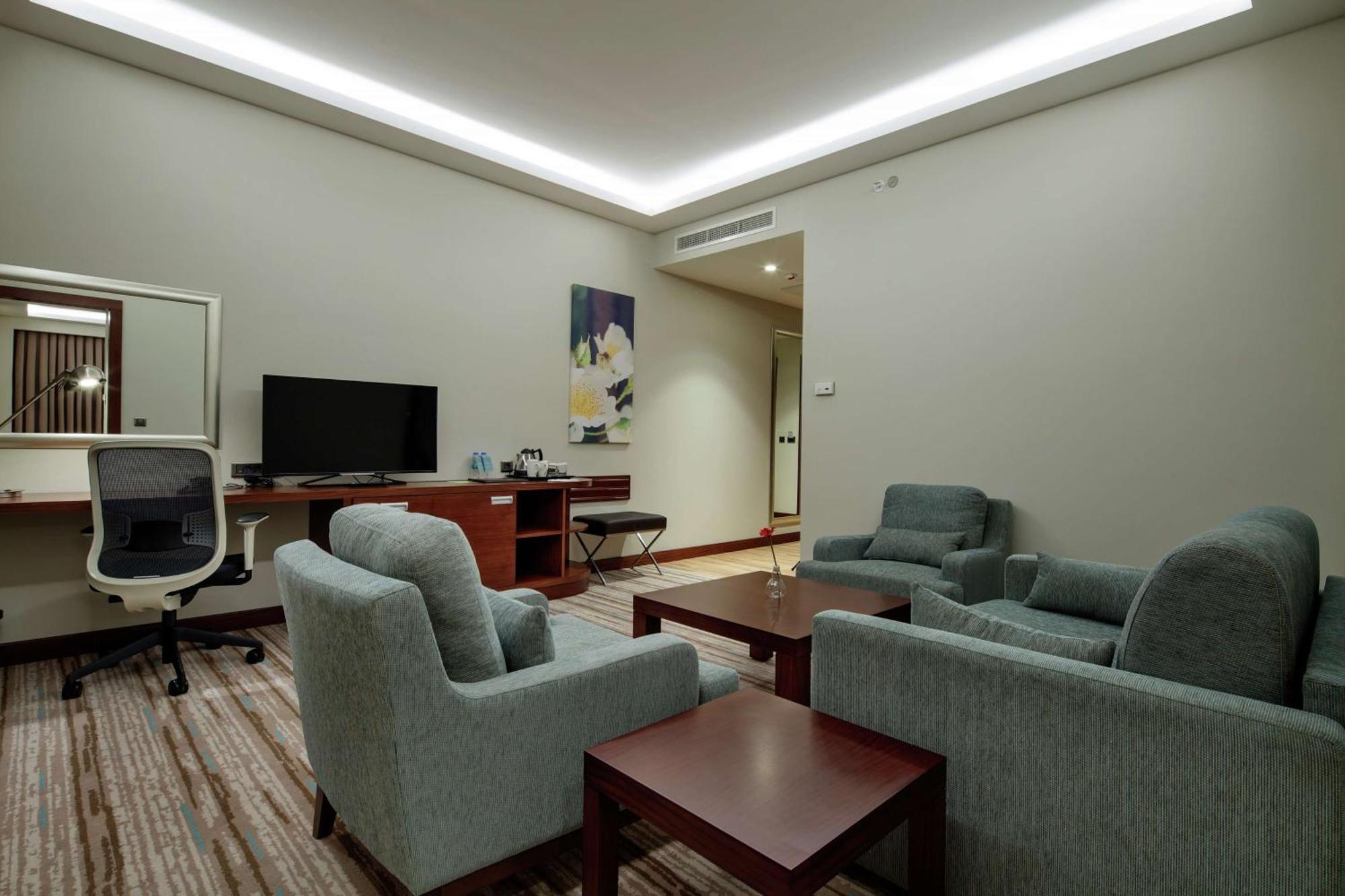 Hilton Garden Inn Чорлу Екстер'єр фото