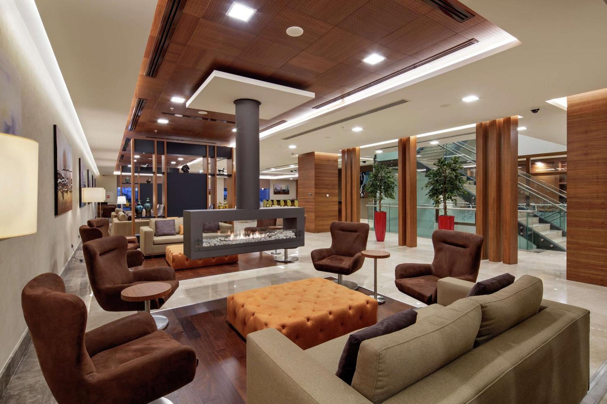 Hilton Garden Inn Чорлу Екстер'єр фото