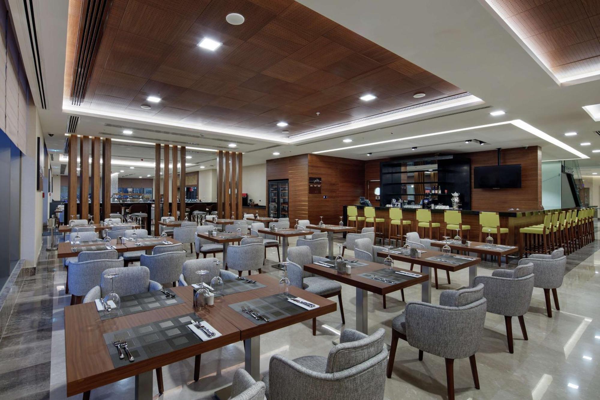 Hilton Garden Inn Чорлу Екстер'єр фото